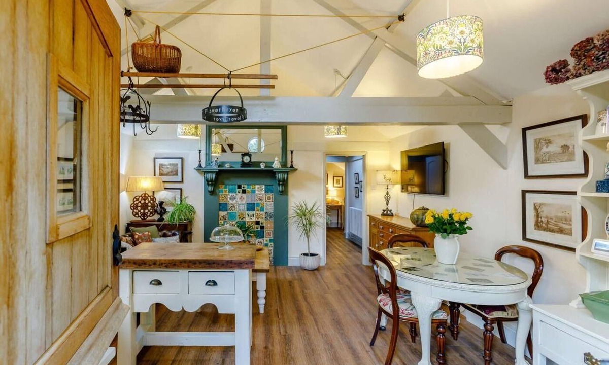Birlingham Cottage | 1 Bed in Pershore (oc-87365)