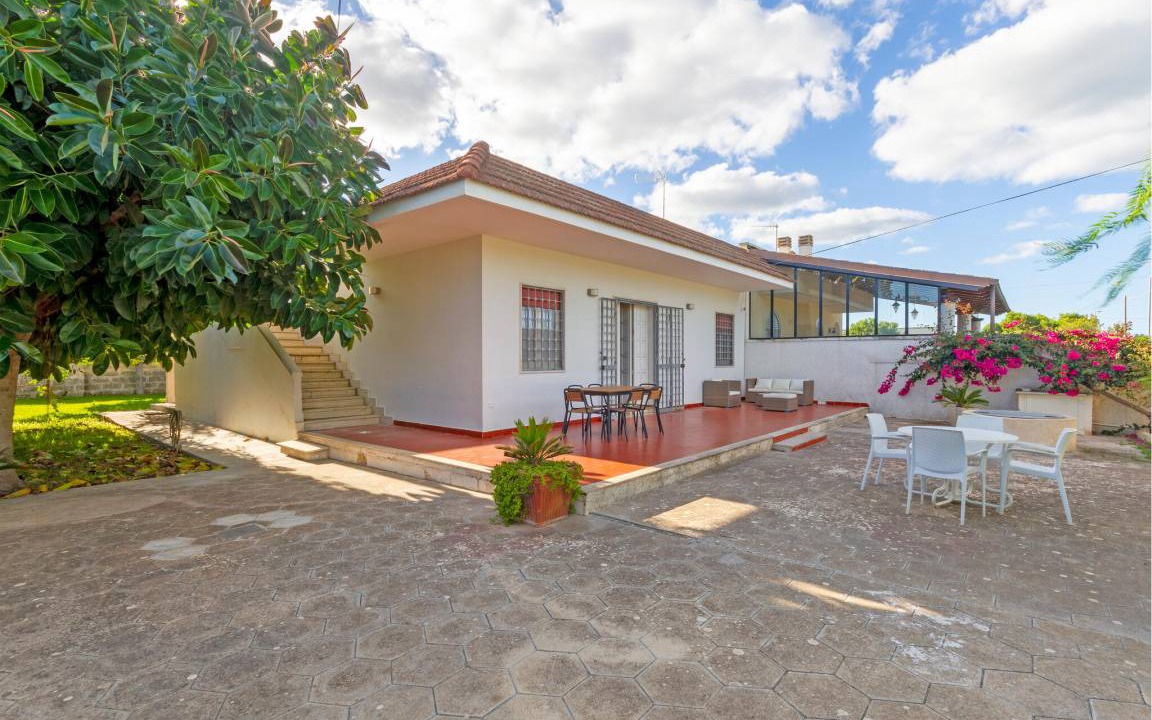 Torre Specchia Ruggeri House | 100 m² House ∙ 3 bedrooms ∙ 7 guests