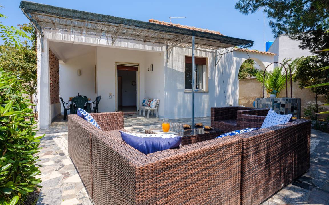 Torre Castiglione Villa | 120 m² Villa ∙ 3 bedrooms ∙ 10 guests
