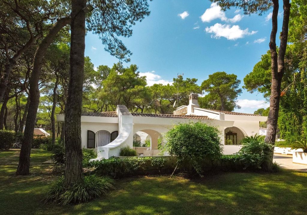 Riva dei Tessali Apartment | 1225 Villa dei Tessali