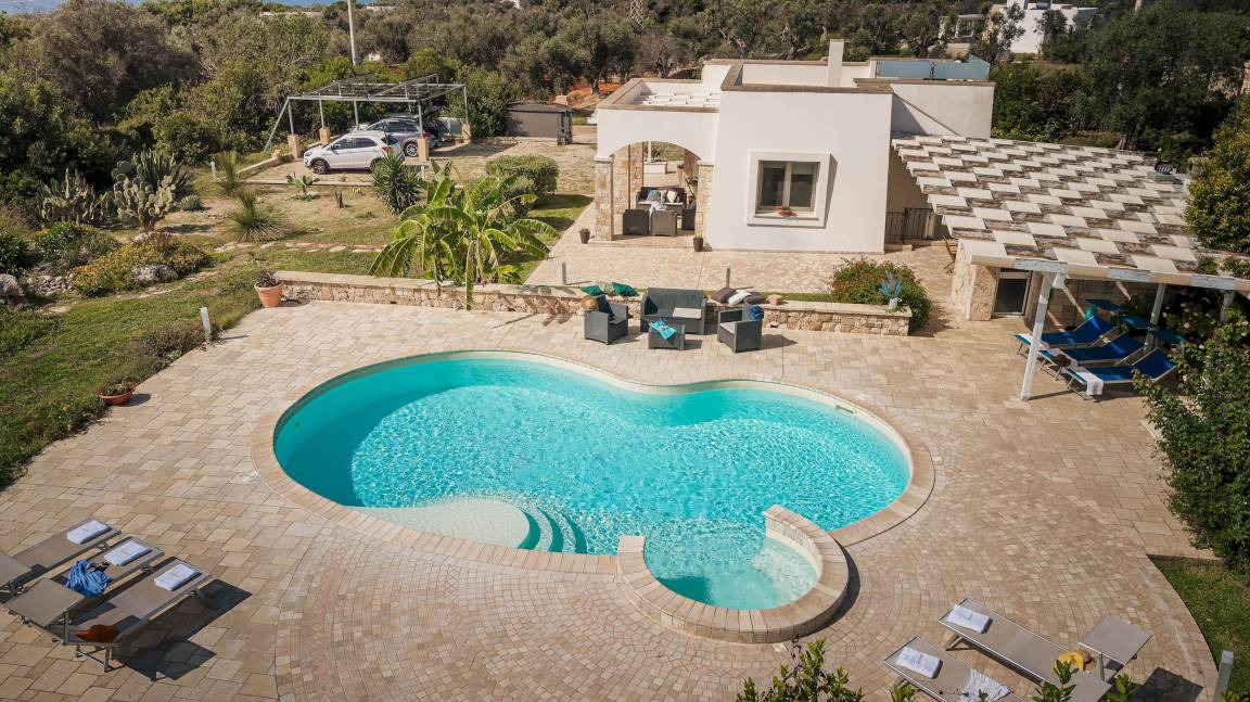 Marina di Felloniche Villa | 140 m² Villa ∙ 4 bedrooms ∙ 8 guests