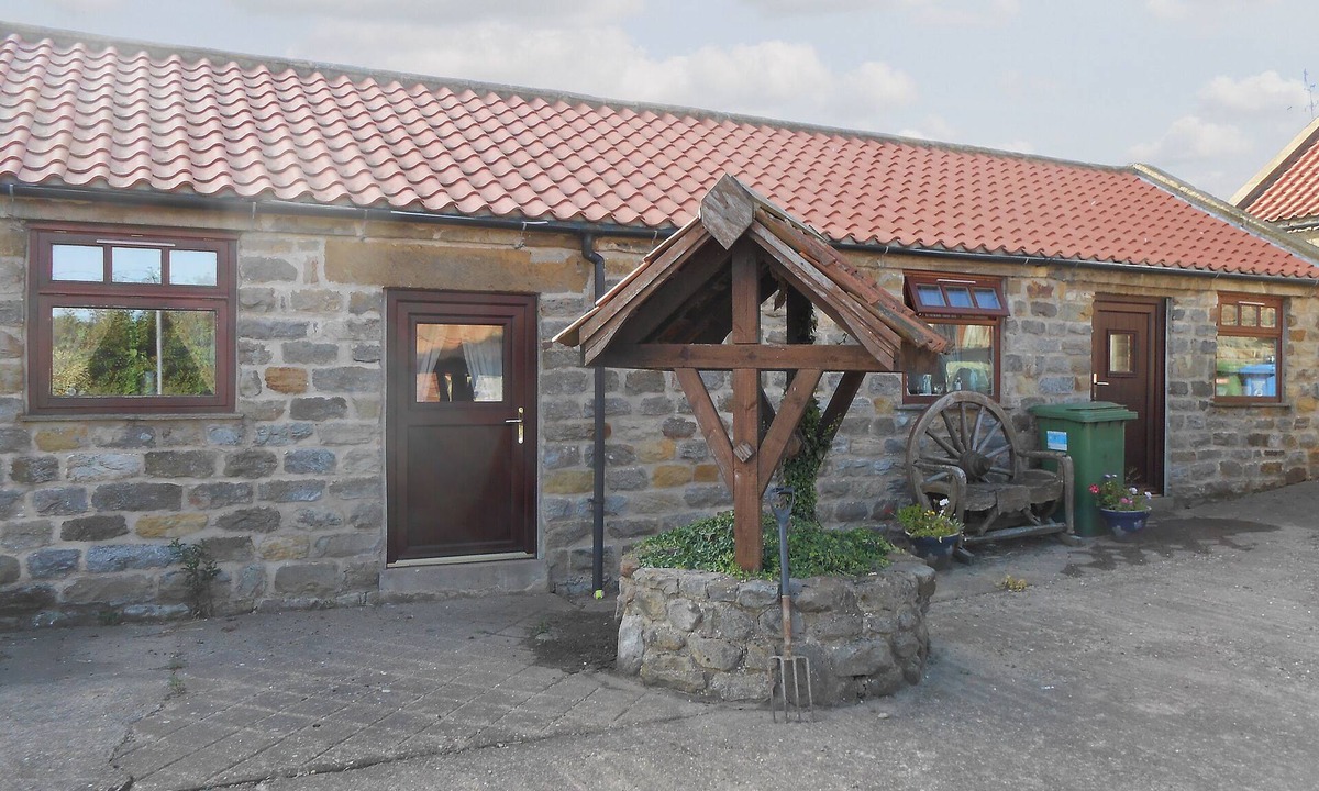 Staintondale Cottage | 2 bedroom accommodation in Harwood Dale, near Scarborough