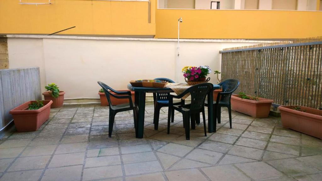 Gallipoli Apartment | 2 bedrooms appartement with sea view shared pool and enclosed garden at Gallipoli