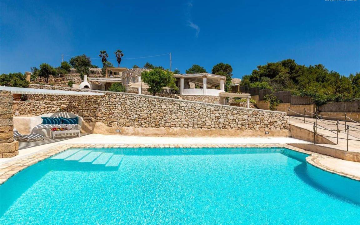 Torre Vado Villa | 200 m² Villa ∙ 1 bedroom ∙ 11 guests