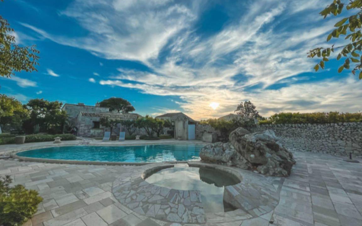 Martano Resort | 2000 m² Resort ∙ 6 bedrooms ∙ 17 guests