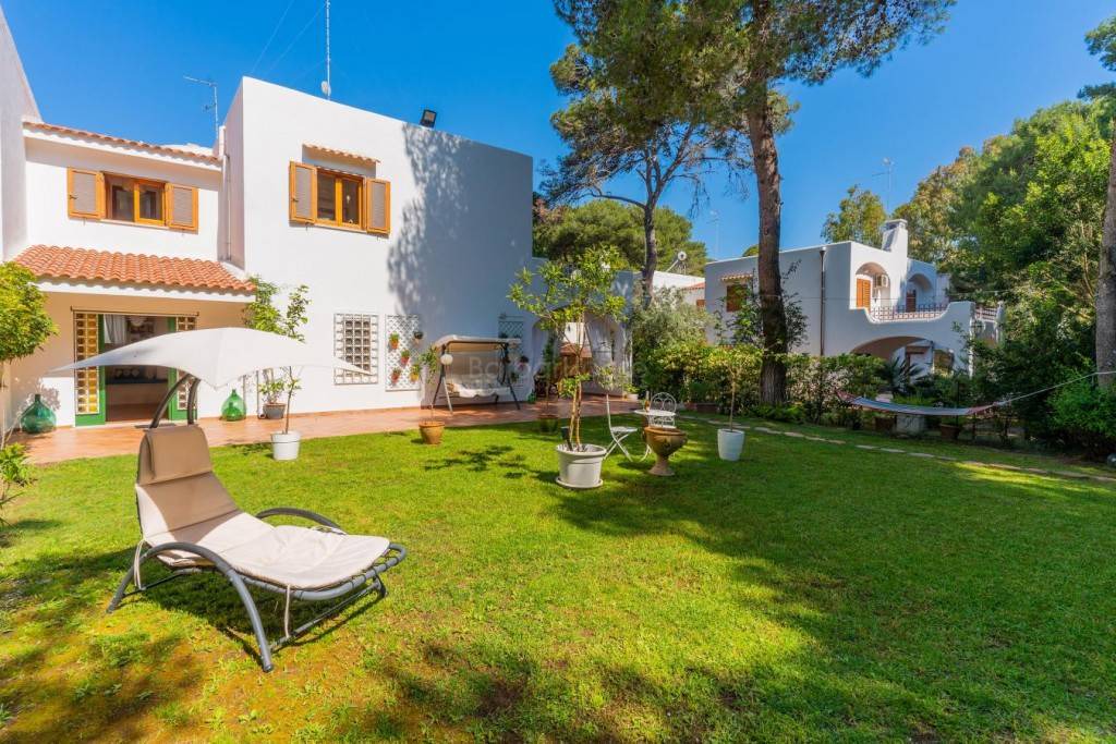 Acaya House | 240 m² House ∙ 4 bedrooms ∙ 8 guests