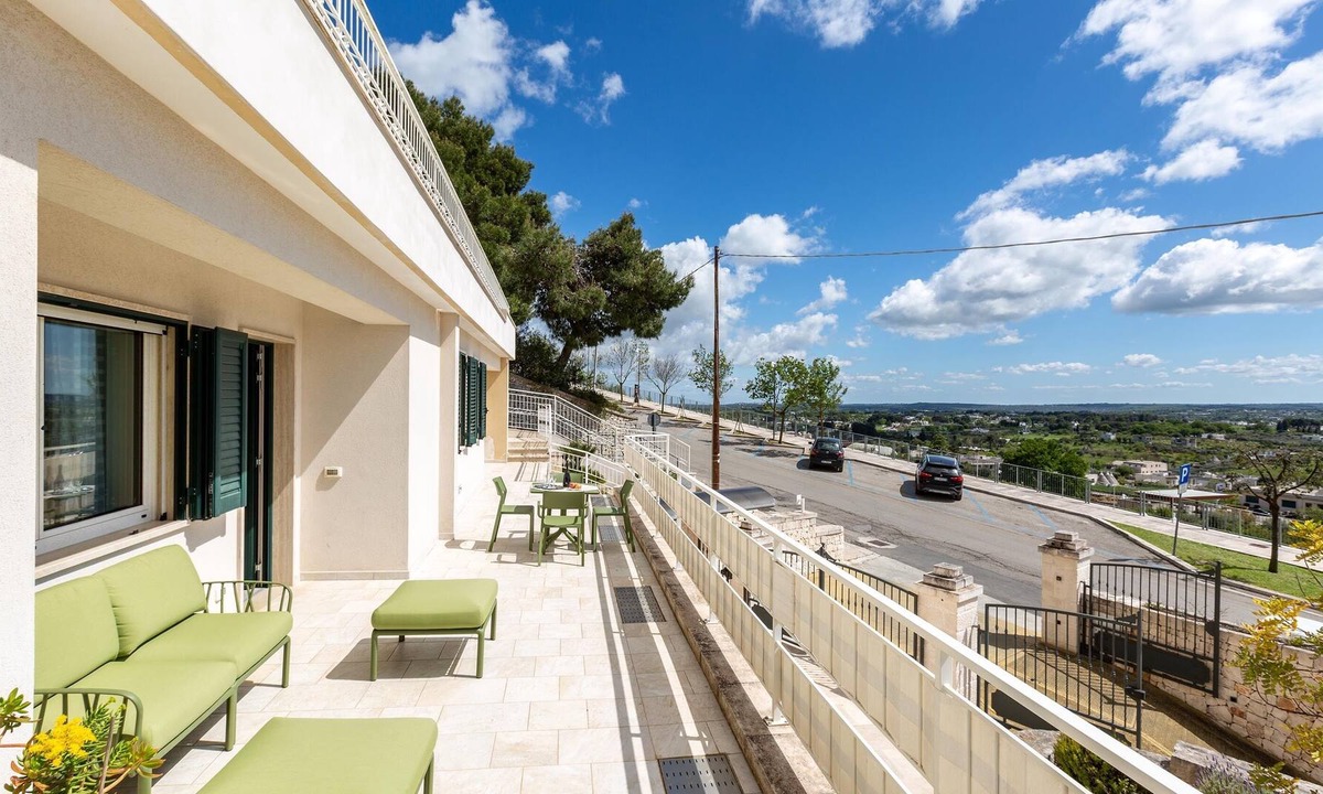 Cisternino Apartment | 3410 Belvedere della Valle d`Itria by BarbarHouse