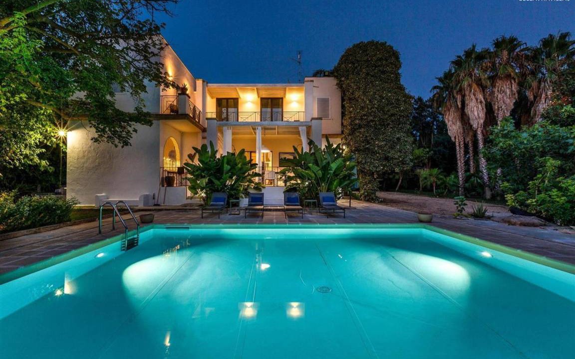 Alezio Villa | 430 m² Villa ∙ 1 bedroom ∙ 10 guests