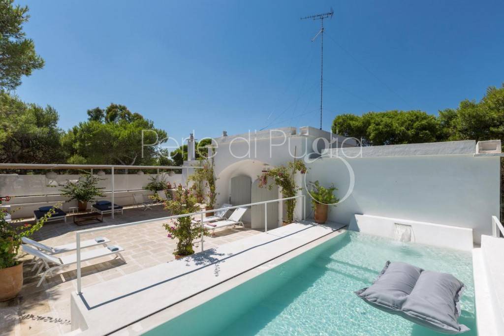 Torre Specchia Ruggeri House | 450 m² House ∙ 5 bedrooms ∙ 12 guests