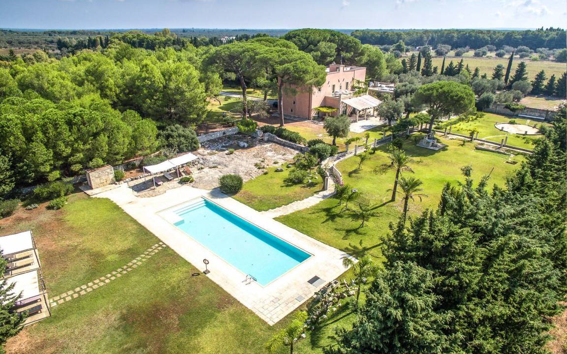 Carpignano Salentino Villa | 450 m² Villa ∙ 8 bedrooms ∙ 16 guests