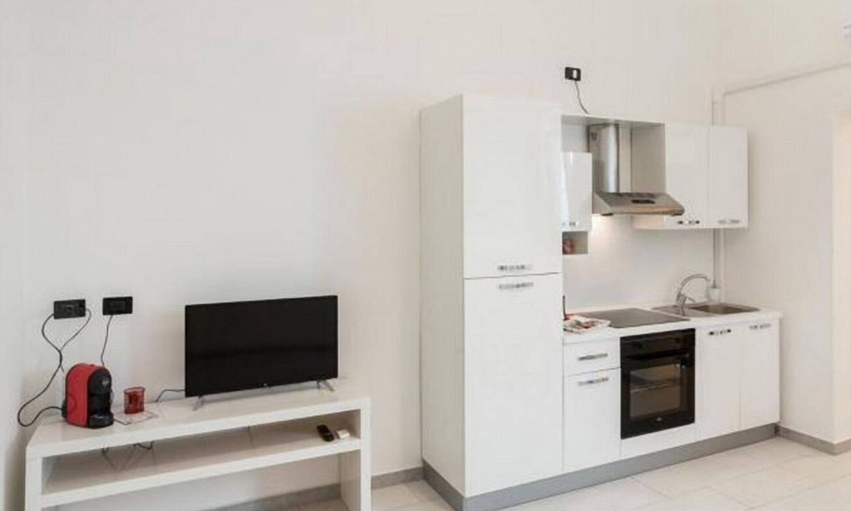 Municipio 1 Apartment | 8. Brand new Apt. X 4 with Balcony and WiFi!