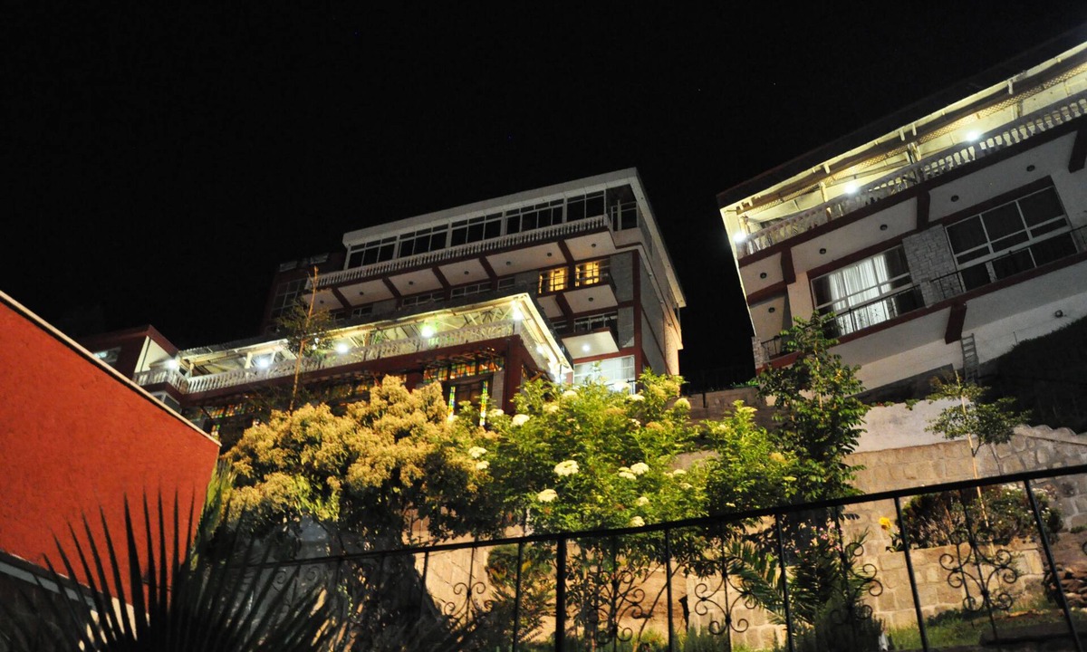 Debre Zeyit Hotel | Asham Africa Hotel and Resort