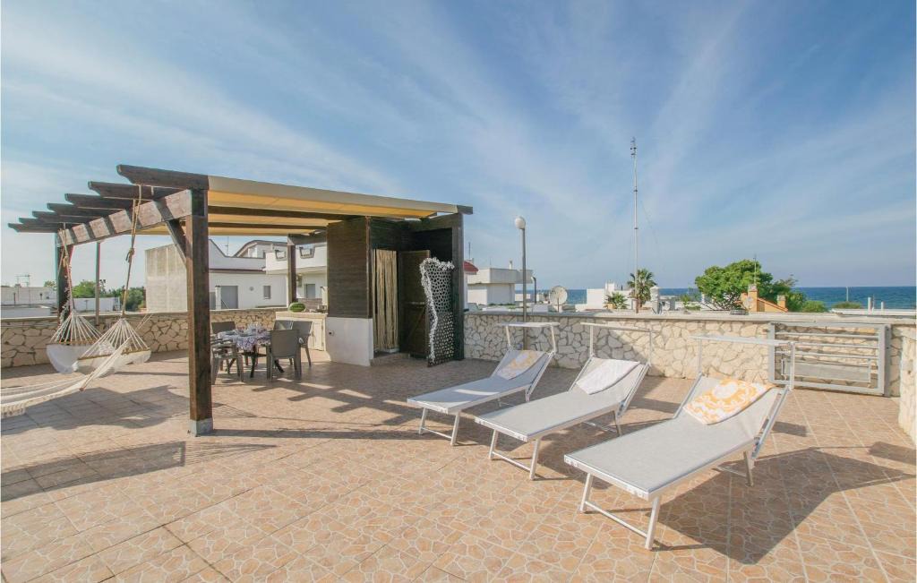 Municipio 1 Apartment | Awesome Apartment In Bari With Wifi