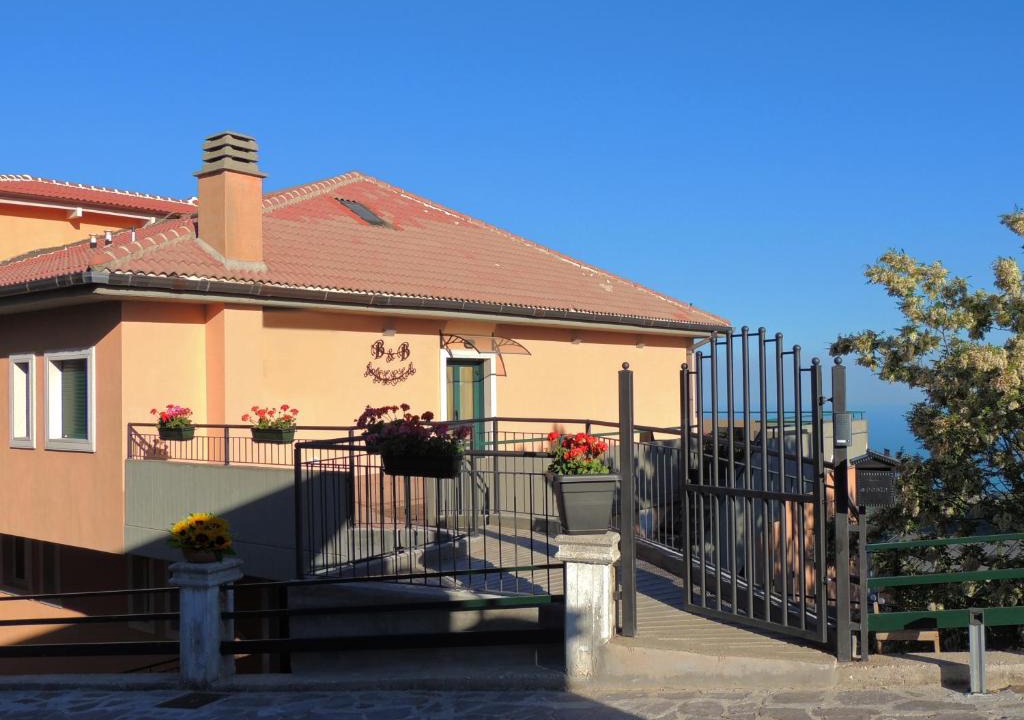 Monte Sant'Angelo Bed & Breakfast | B&B Angela