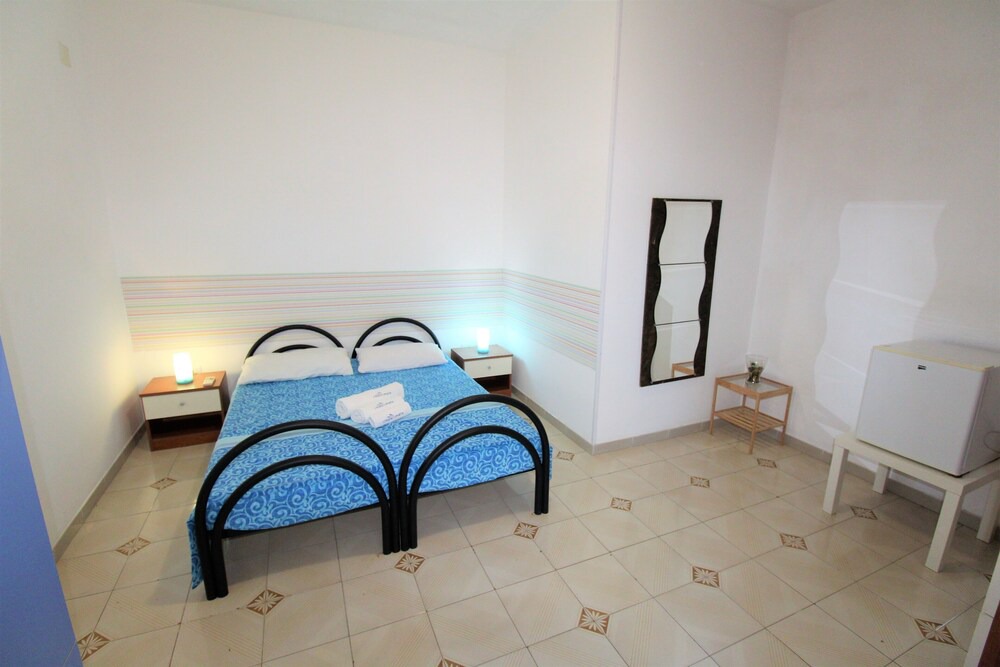 Torre dell'Orso Bed & Breakfast | B&B near the sea