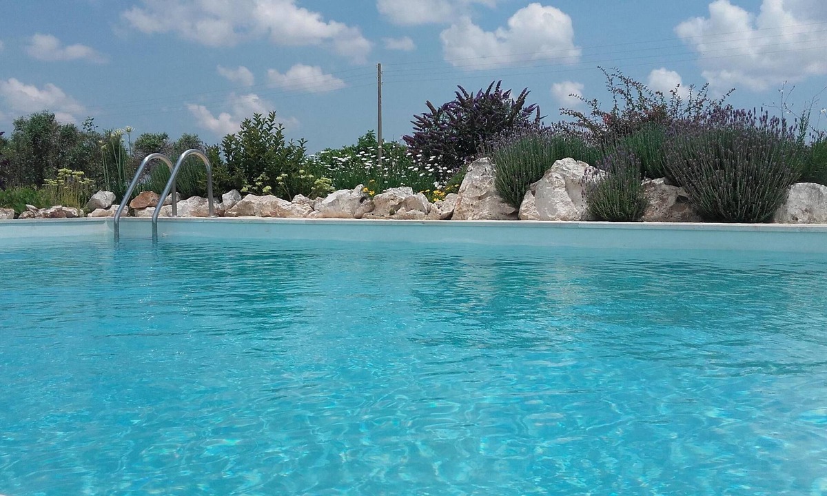 Martina Franca Villa | Beautiful Two Bedroomed Trullo, Private Swimming Pool, Countryside Views & Wifi