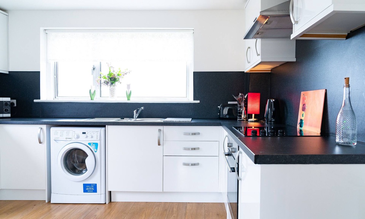 Macduff House | Carleys Corporate Home - Contractor Base