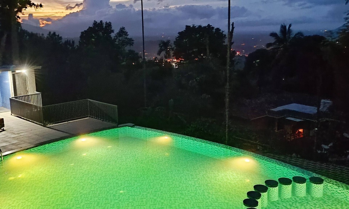 Kalpetta Hotel | Chembra Adobe