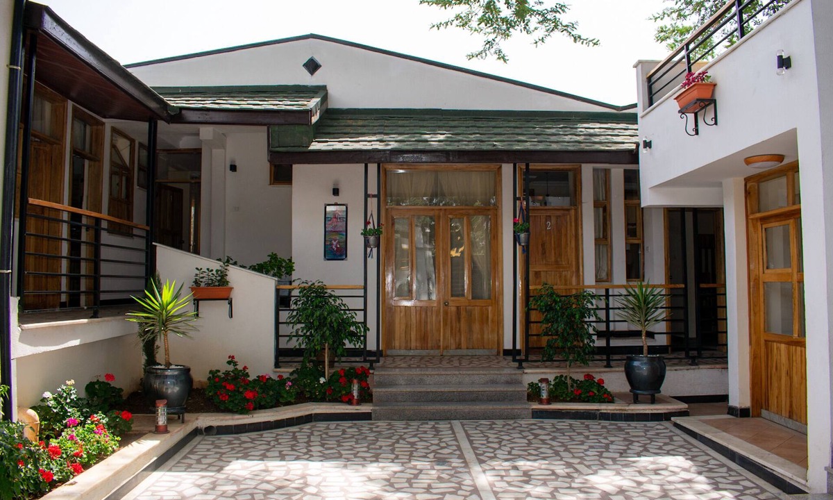 Nifas Silk-Lafto House | Choice Guest House No. 2