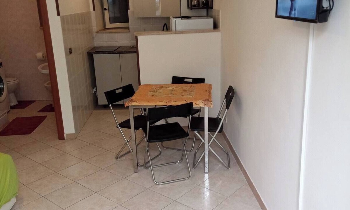 Ischitella Apartment | Cozy studio apartment in gargano national park, pets allowed.