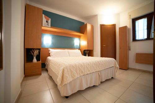 Mattinata House | Ferienwohnung ulivo mit Pool und Privatstrand
