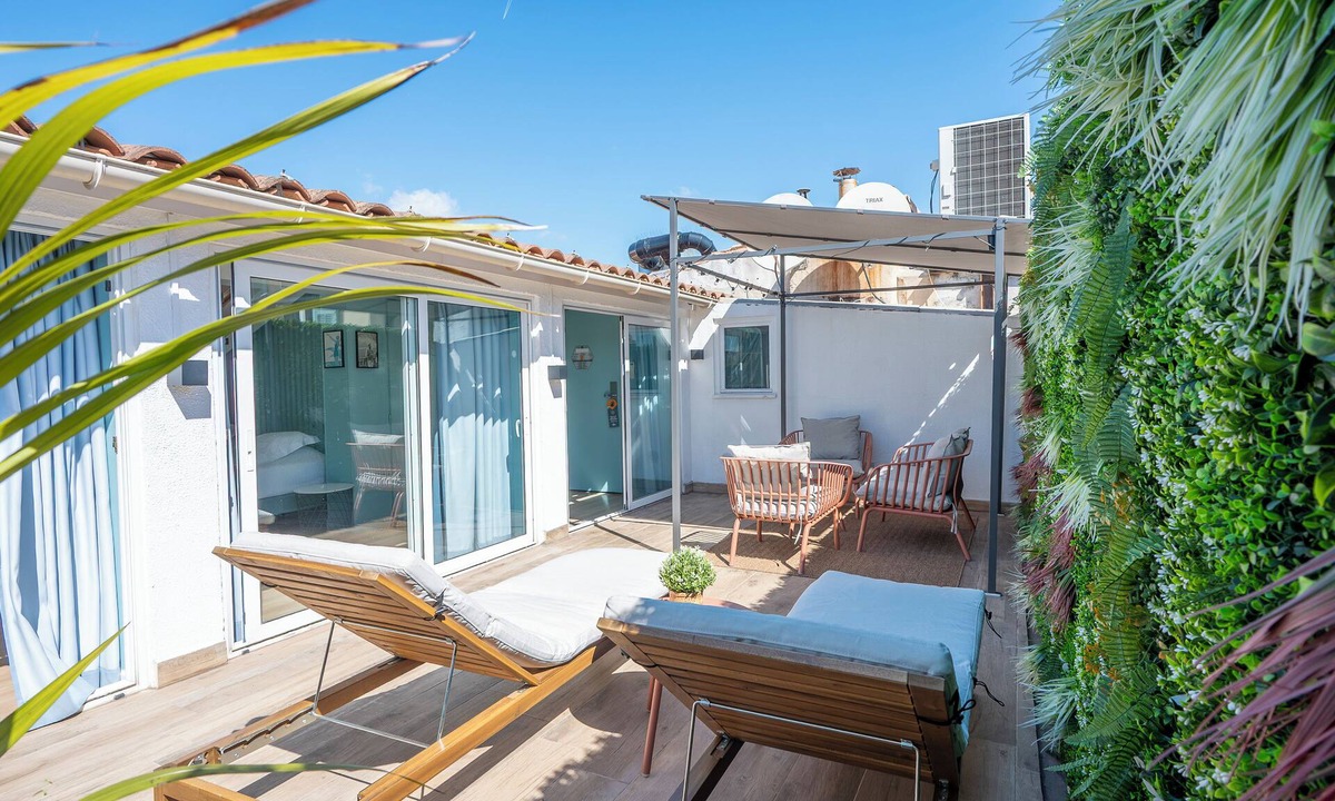 Centre Ville-Gare Hostel | Hostel Ozz Nice