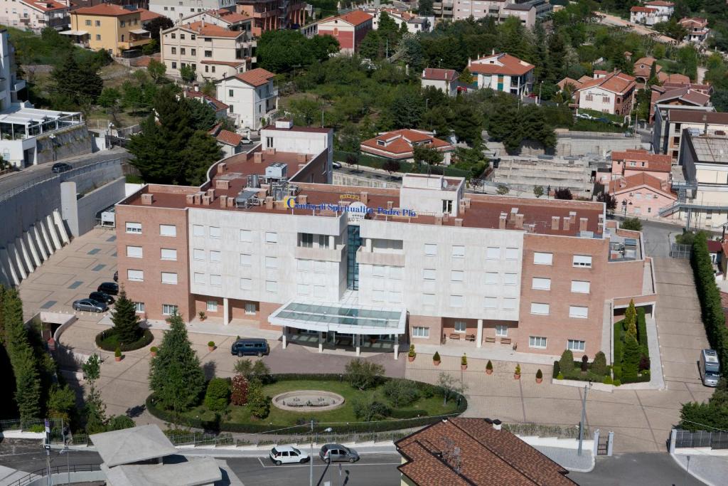 San Giovanni Rotondo Hotel | Hotel Centro di Spiritualità Padre Pio