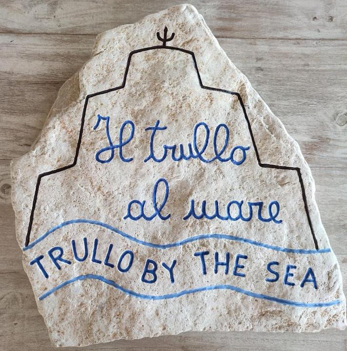Molfetta Villa | Il Trullo al Mare -Trullo by the sea- Pool & Beach