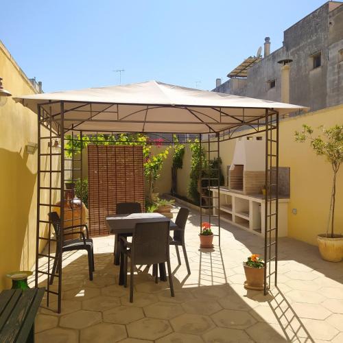 Castromediano Apartment | La casetta col cortile
