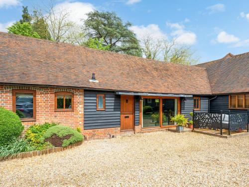 Fair Oak Green House | Lantern Lodge
