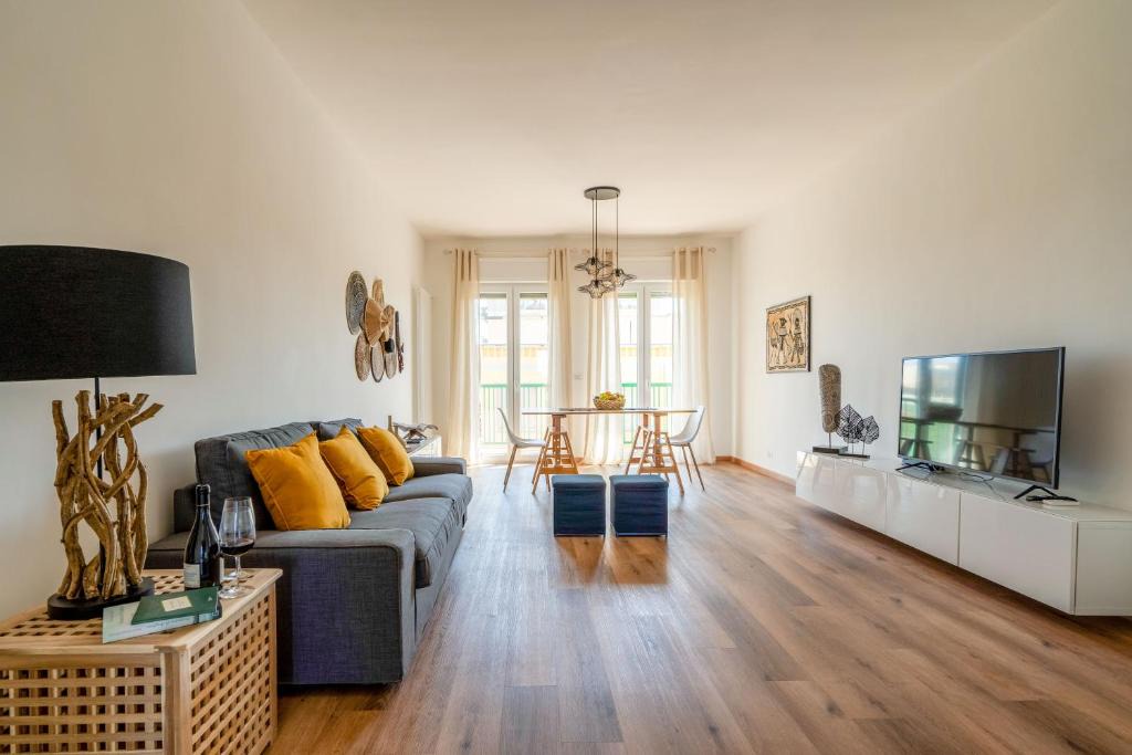 Acquaviva delle Fonti Apartment | Luciano's : Abitare nel confort e nella luminosità