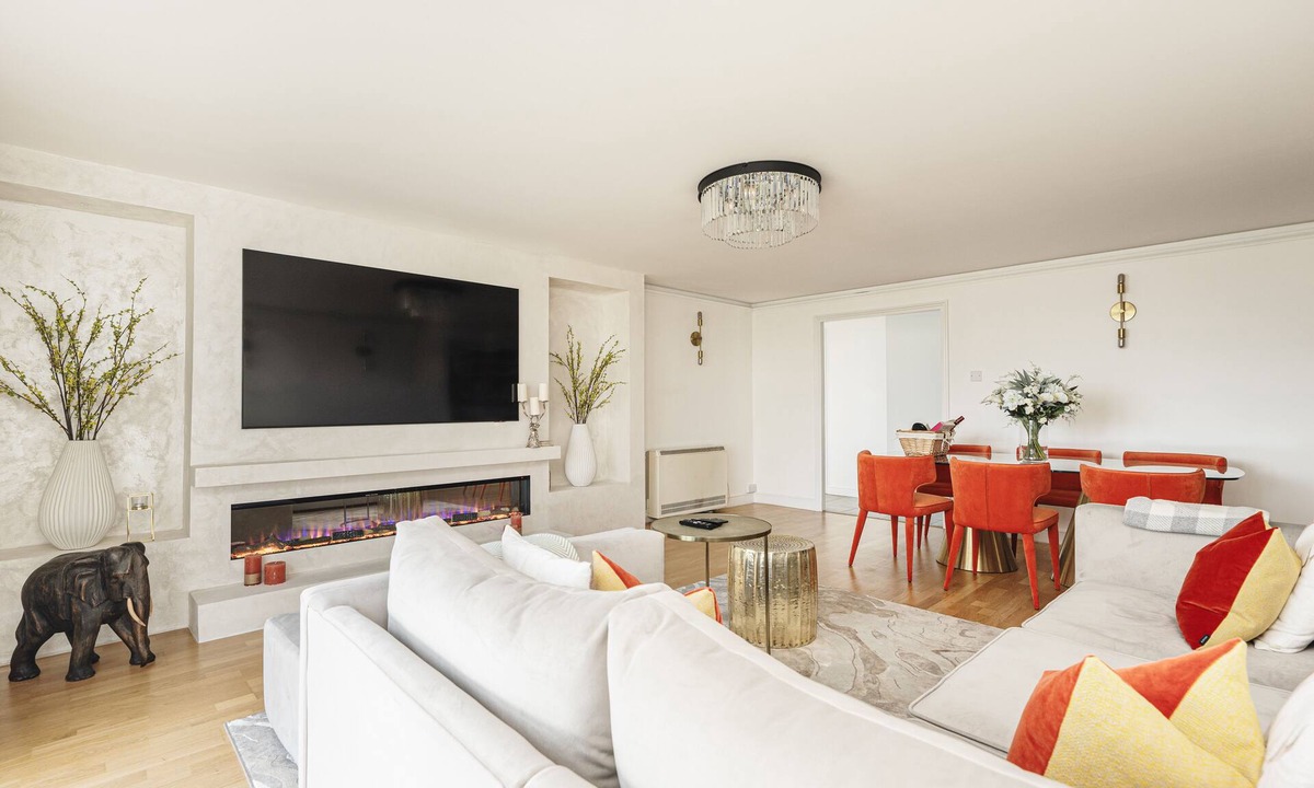 East Walworth Apartment | Luxury 5* Riverfront apartment near Central London!