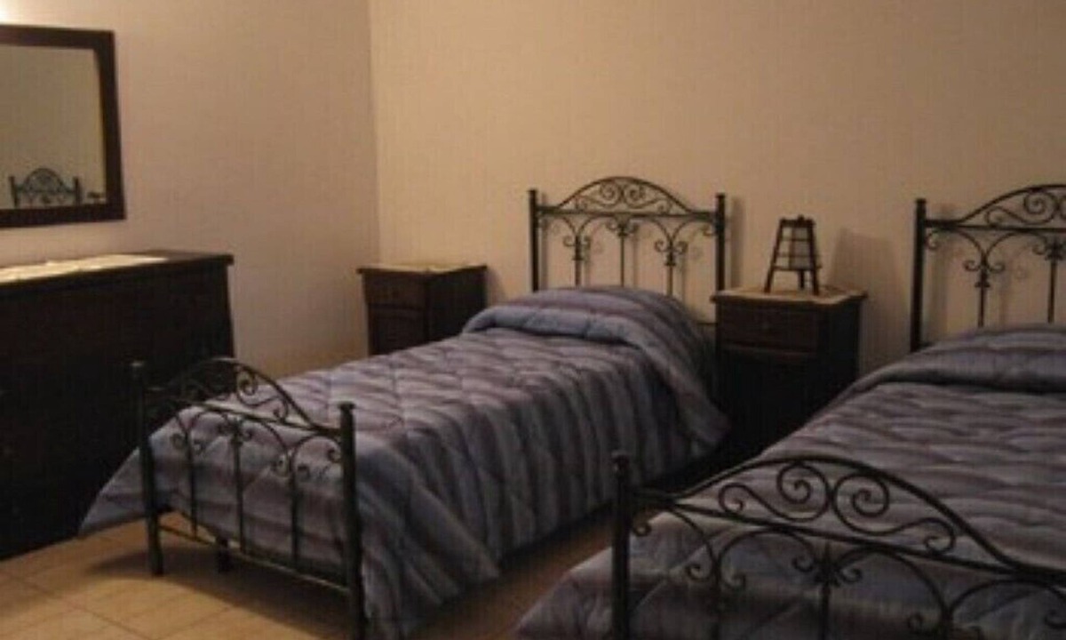 Oria Apartment | Medio 1 apartment in complex with ample parking 15min from the sea