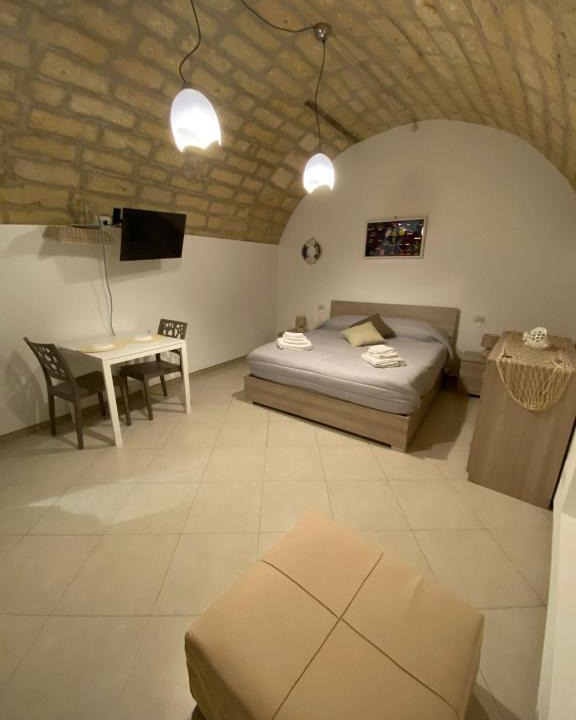 Old Town Bed & Breakfast | Mirabari