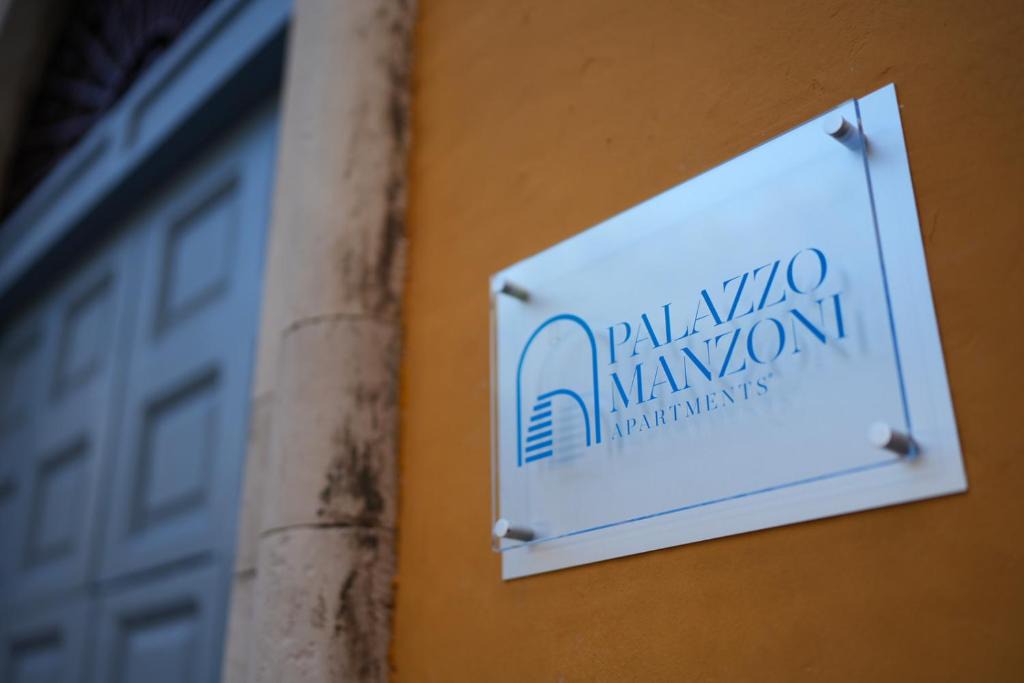 Bari City Centre Apartment | Palazzo Manzoni Apartments