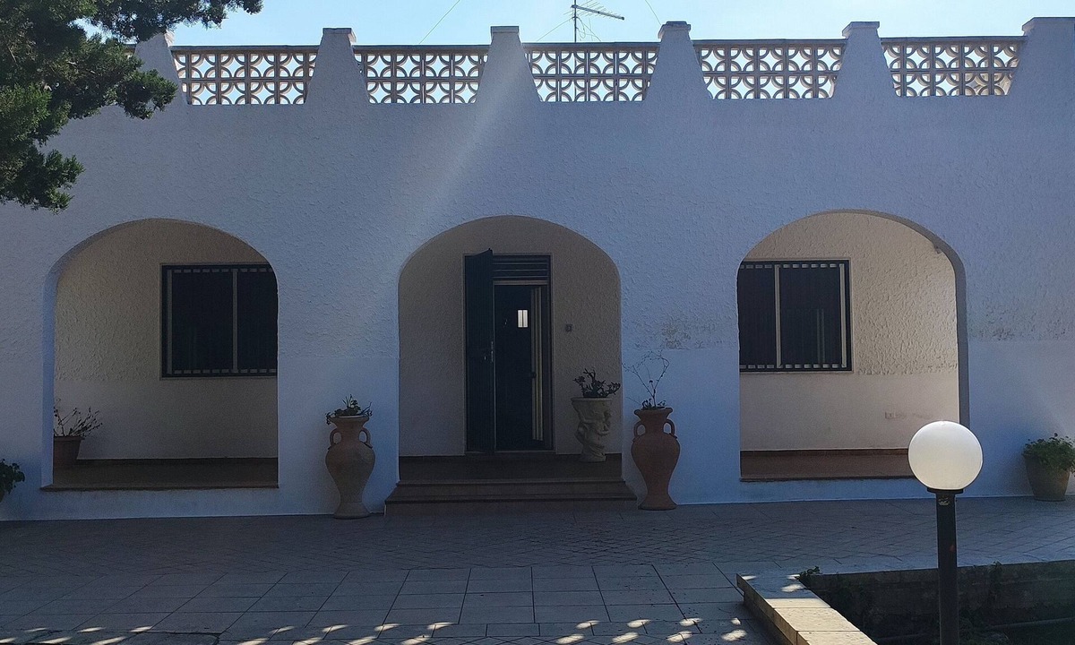 Giorgilorio Villa | Peaceful Nature Salento Villa w/Beach at 5 mins & Private Jacuzzi