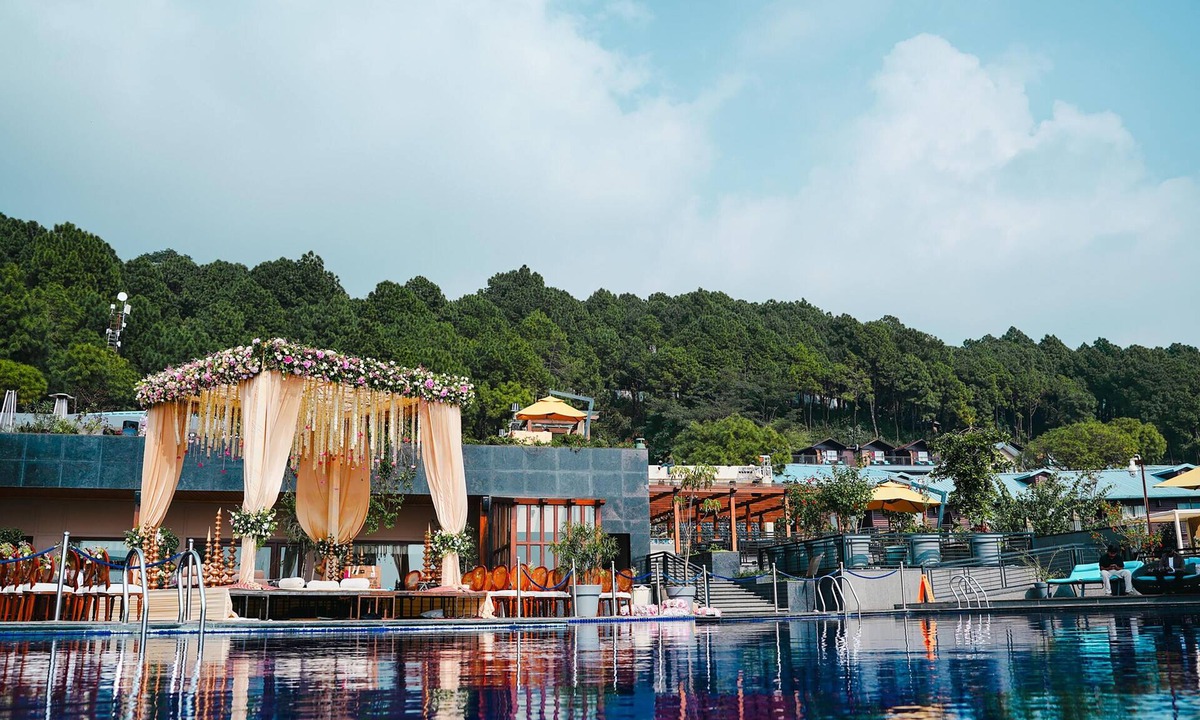 Sidhpur Hotel | Radisson Blu Resort Dharamshala