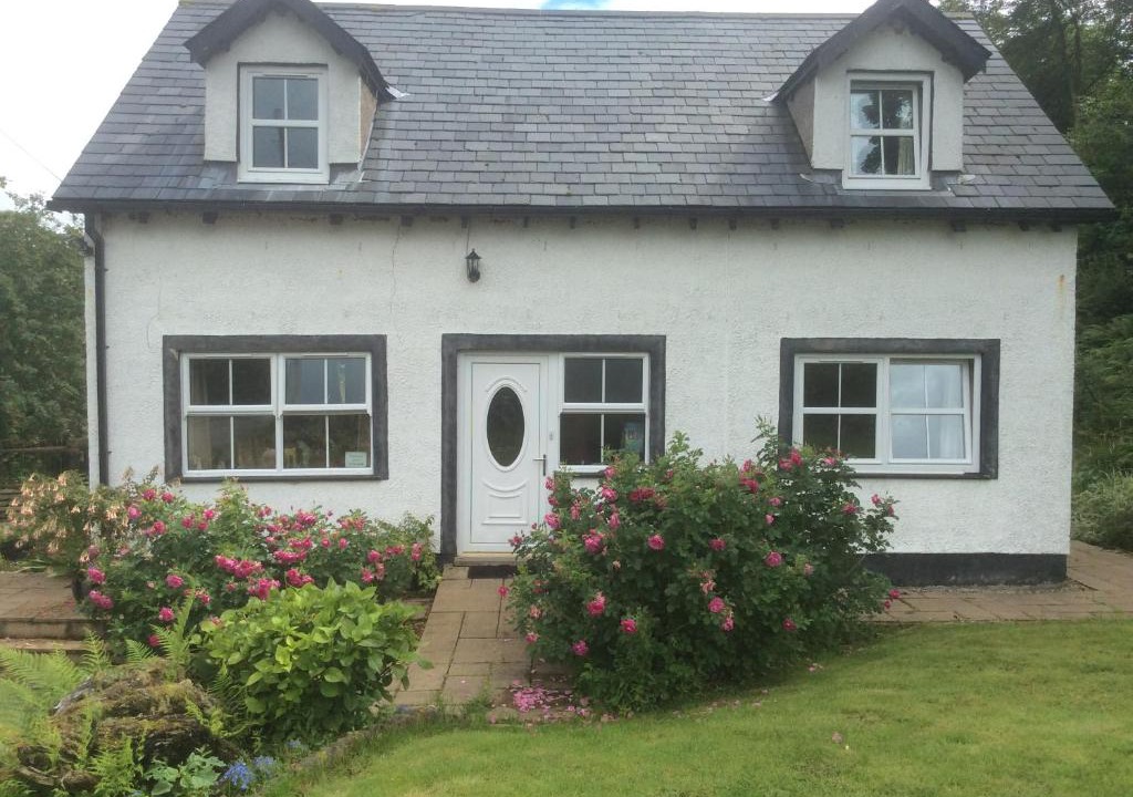 Dalmally Bed & Breakfast | Riverside Cottage B&B