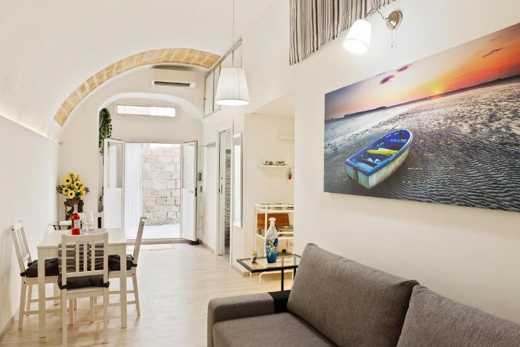 Old Town Apartment | San Nicola Casa Clemente Apartment