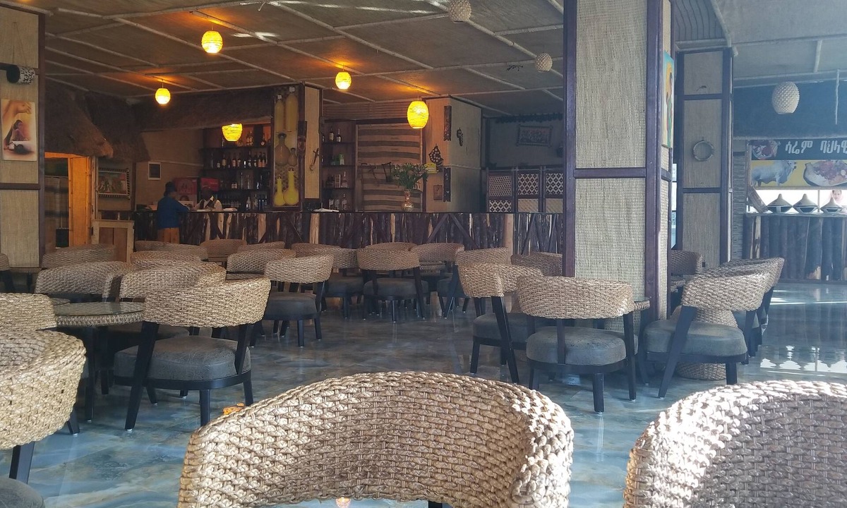 Piazza Hotel | Sarem International Hotel