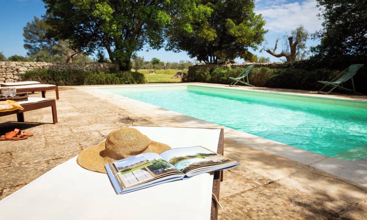 Spongano Villa | Seaside farmhouse with swimming pool surrounded by quietness