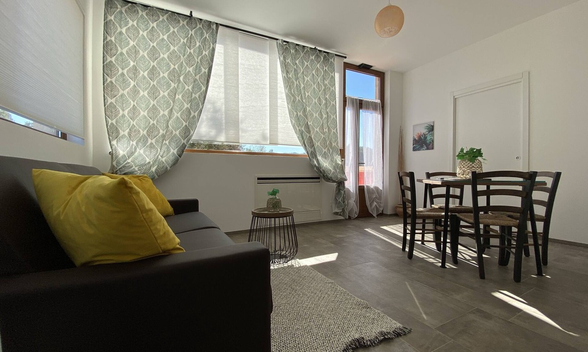 Fasano House | Tenuta Fascianello - Floral Sun