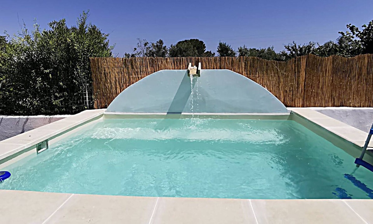 Manfio House | TERRA ROSSA COUNTRY COTTAGE 4 PLACES WITH POOL IDROM YES PETS