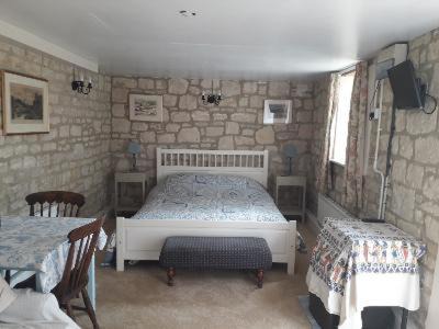 Marnhull Bed & Breakfast | The Barn @ Hillside