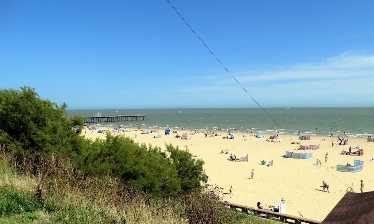 Lowestoft Bed & Breakfast | The Corner House