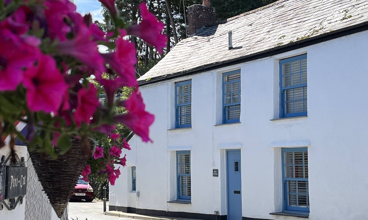 St. Teath Cottage | This charming 18th Century cottage is centrally located in the heart of St Teath