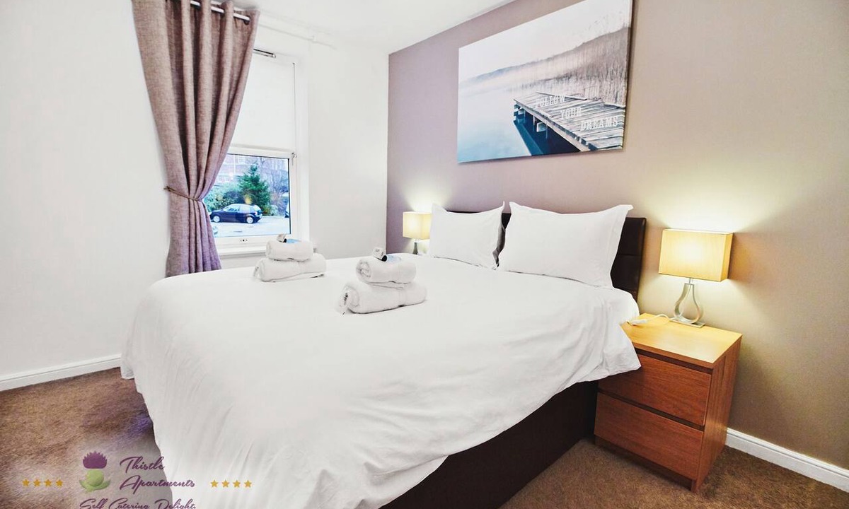 Central Aberdeen Apartment | Thistle Apartments - Marischal Square - (Deluxe)