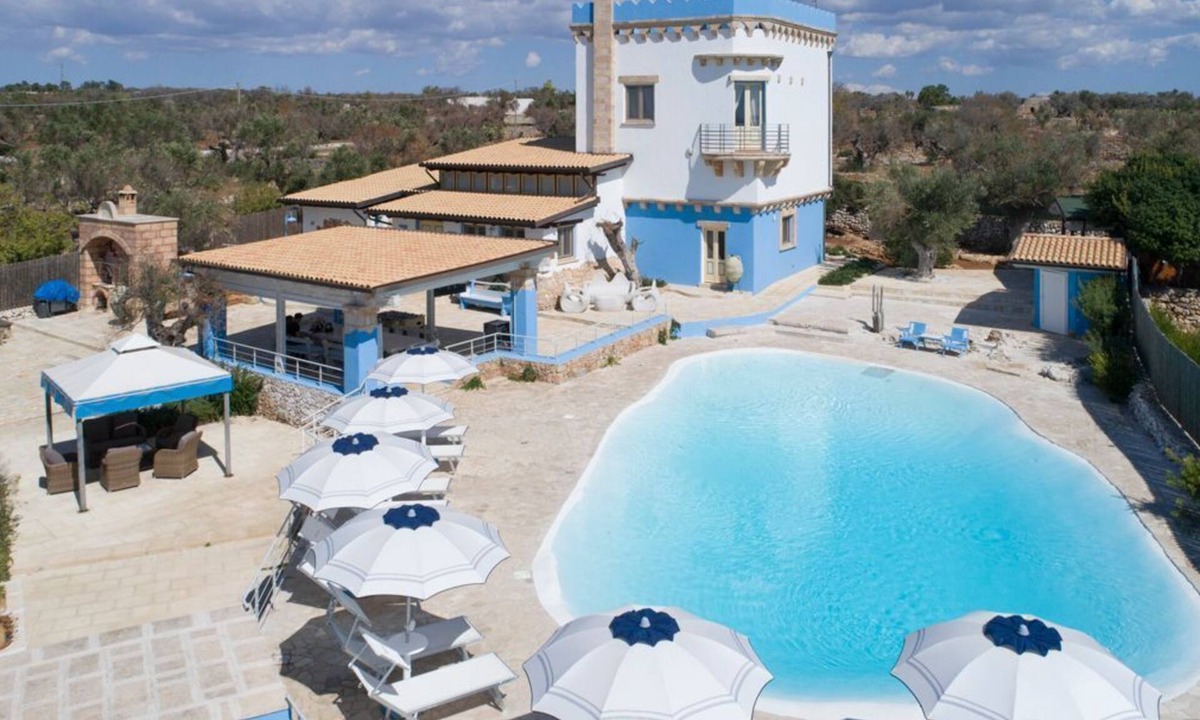 Alliste Villa | Torre Blu - Four Bedroom Villa, Sleeps 9