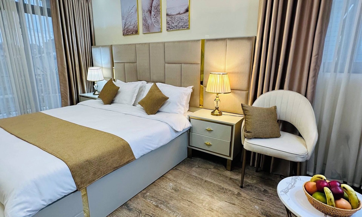 Bole House | Ur home away from home