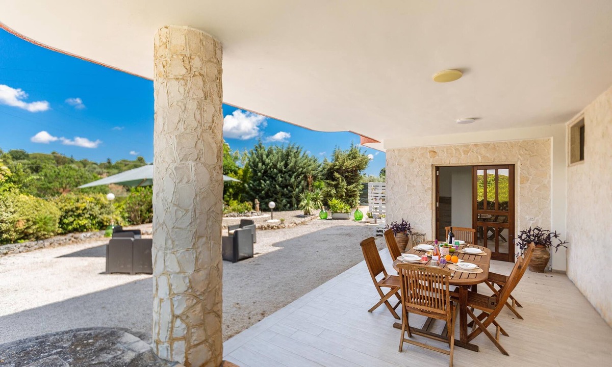 Putignano Apartment | Villa Il Tulipano Verde by BarbarHouse